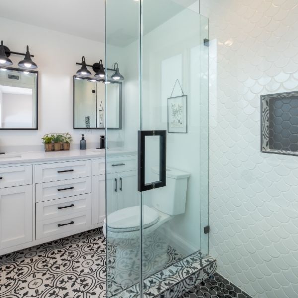 Bathroom remodeling in Miami: Beautify your bathroom with outstanding vanities